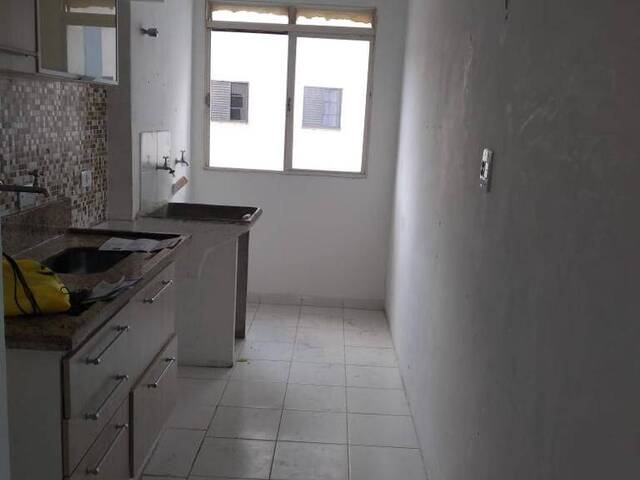 #28 - Apartamento para Venda em São Paulo - SP