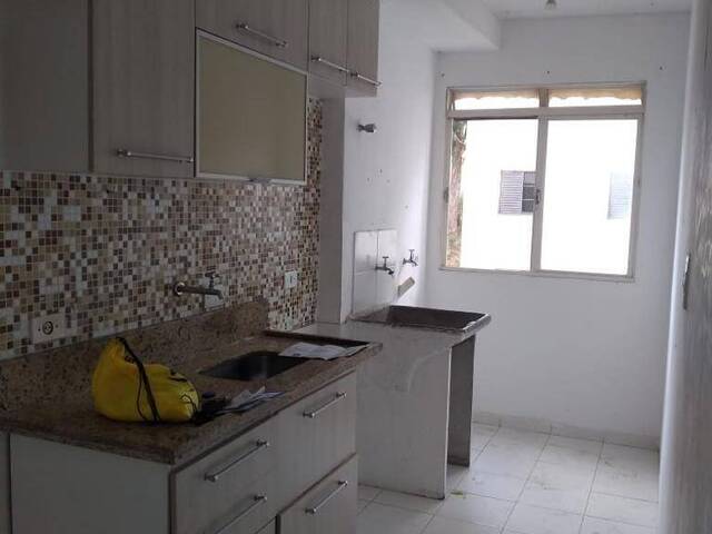 #28 - Apartamento para Venda em São Paulo - SP